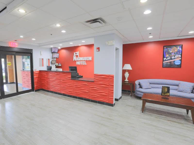 Days Inn By Wyndham Calumet Park Ngoại thất bức ảnh